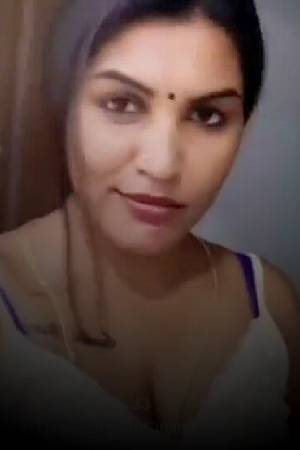 Live Cleavage Show - Reshma Rechu - Live Show