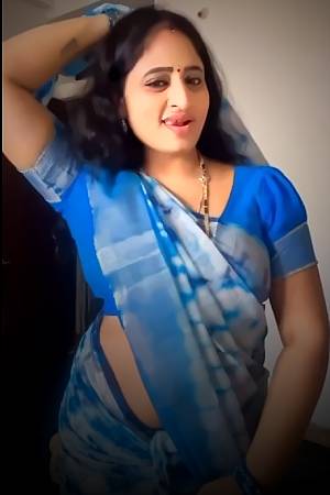 Boobs Show - Sujatha - Private Show